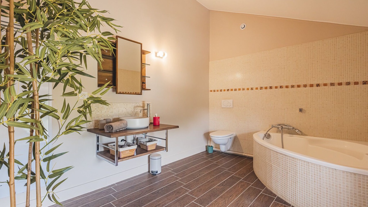 Photo of Bathroom in Neuvy