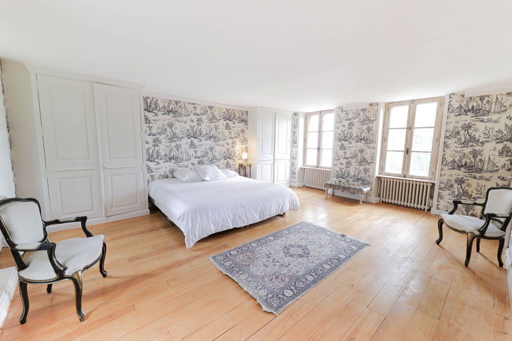 Photo of Bedroom in Villecerf