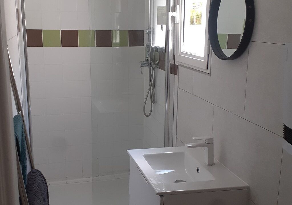Photo of Bathroom in Saint-Josse