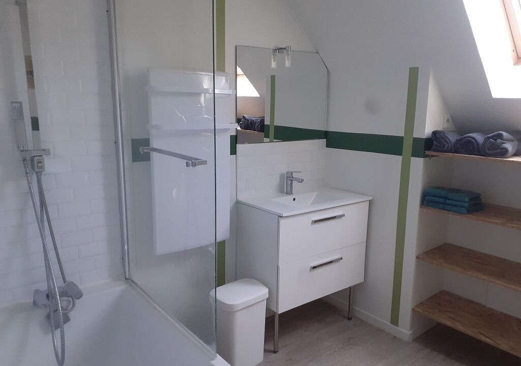 Photo of Bathroom in Saint-Josse