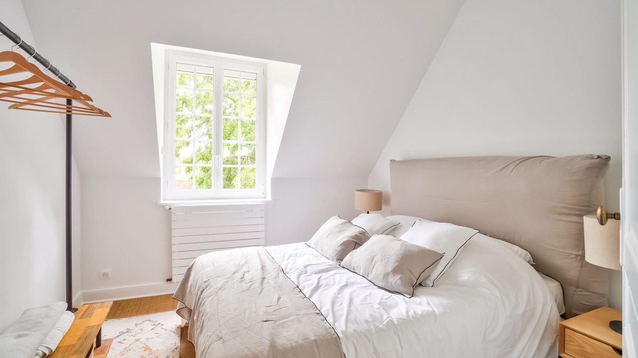 Photo of Bedroom in Ully-Saint-Georges
