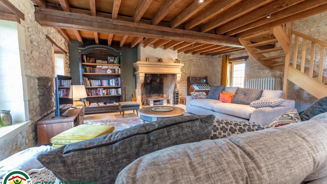 Photo of Livingroom in Pevy