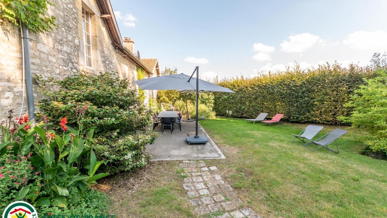 Photo of Patio Balcony in Pevy