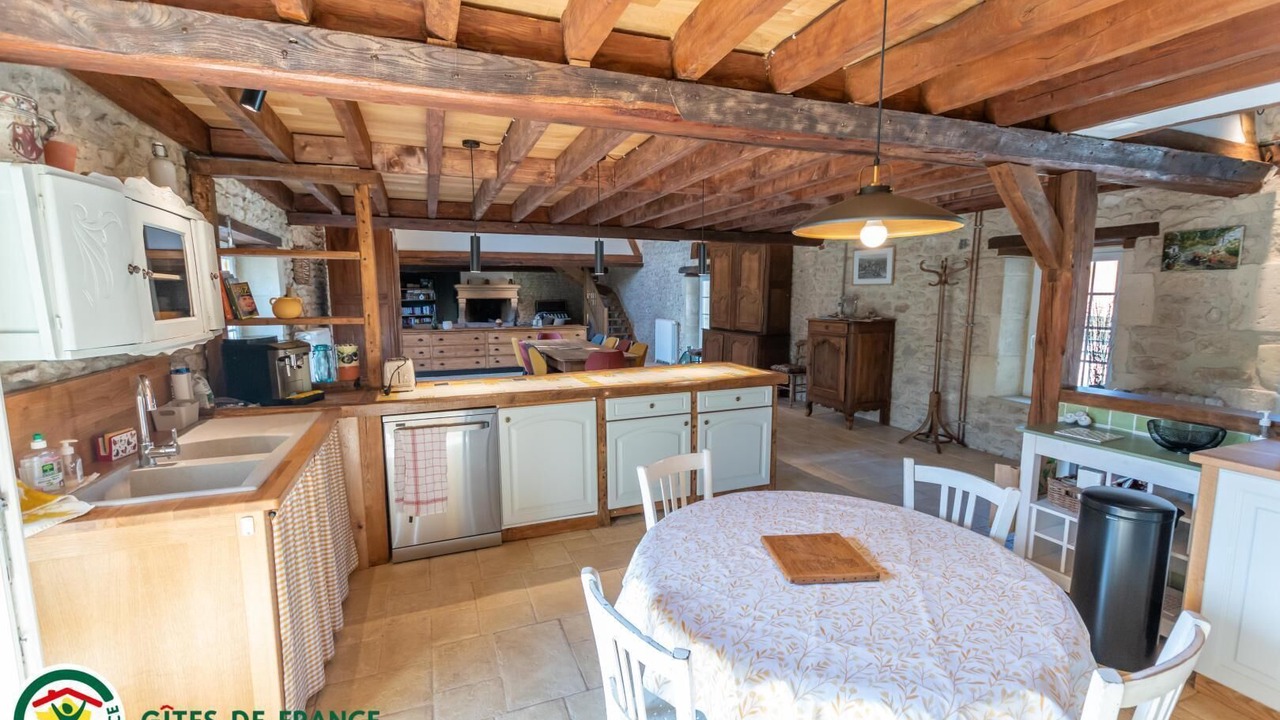 Photo of Kitchen in Pevy