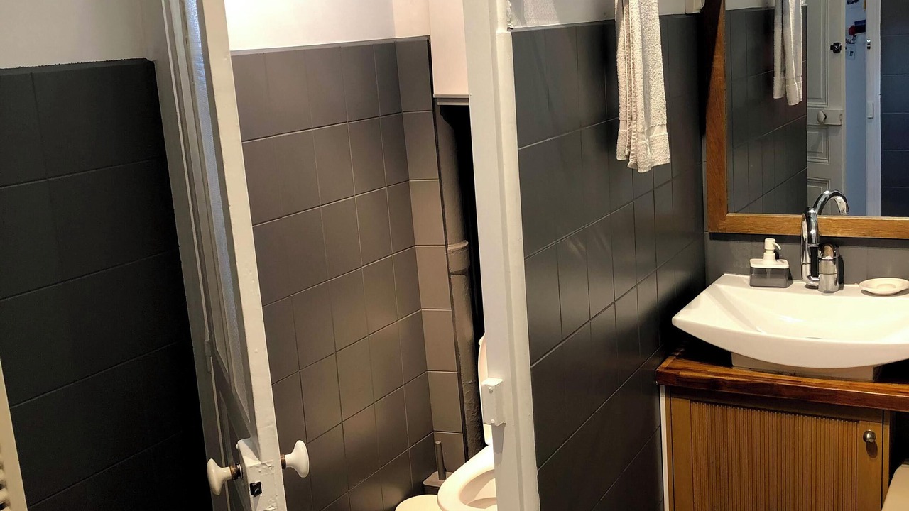 Photo of Bathroom in Chaville