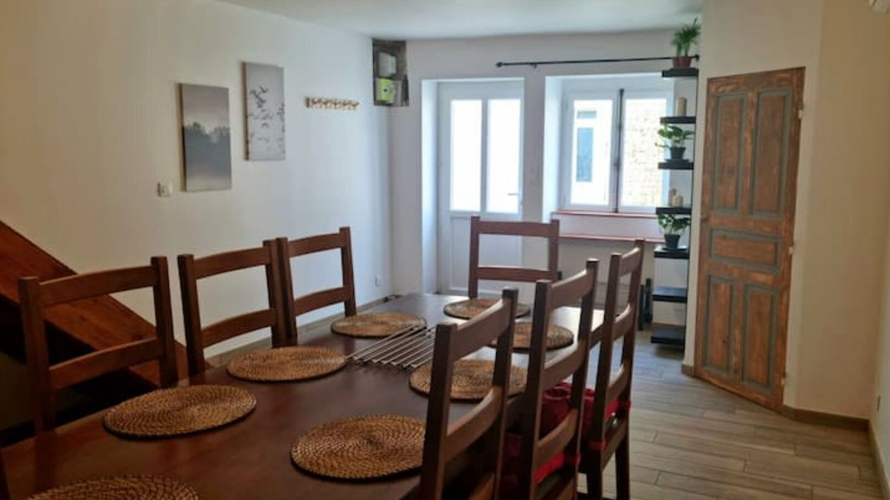 Photo of Others in Menetru-le-Vignoble