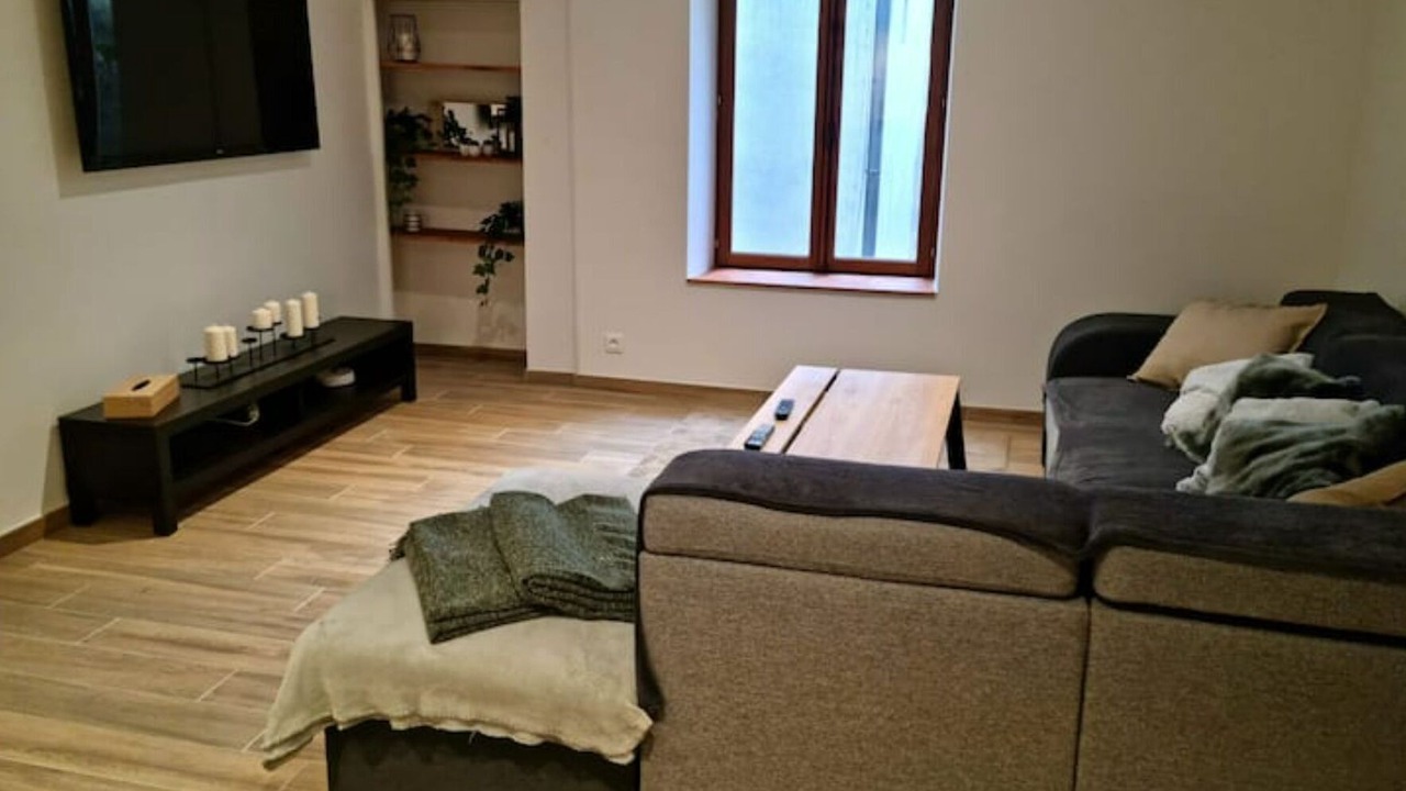 Photo of Livingroom in Menetru-le-Vignoble