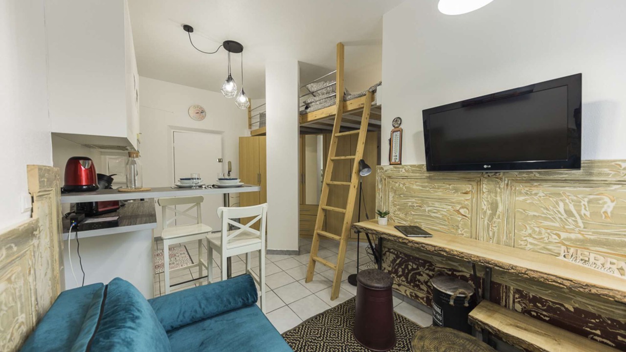 Photo of Livingroom in Neudorf Ouest