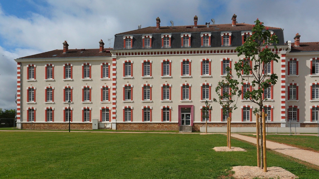 Photo of Others in Epernay