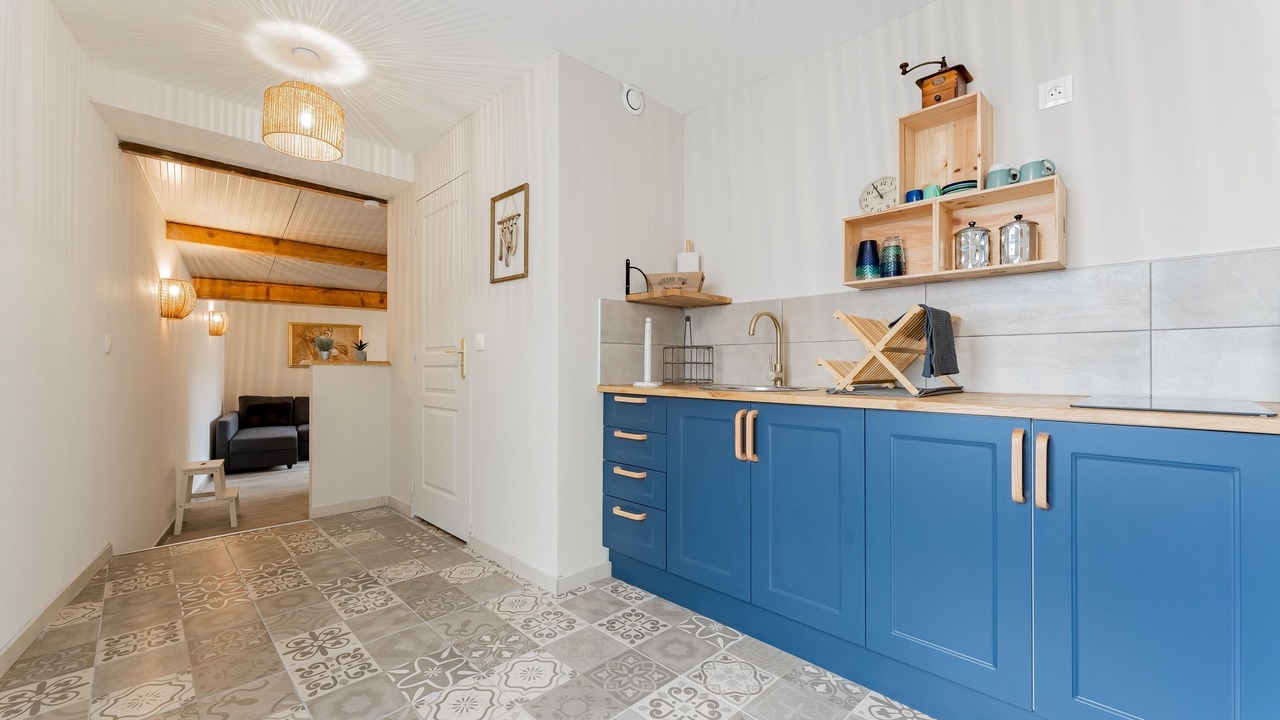 Photo of Kitchen in Lens