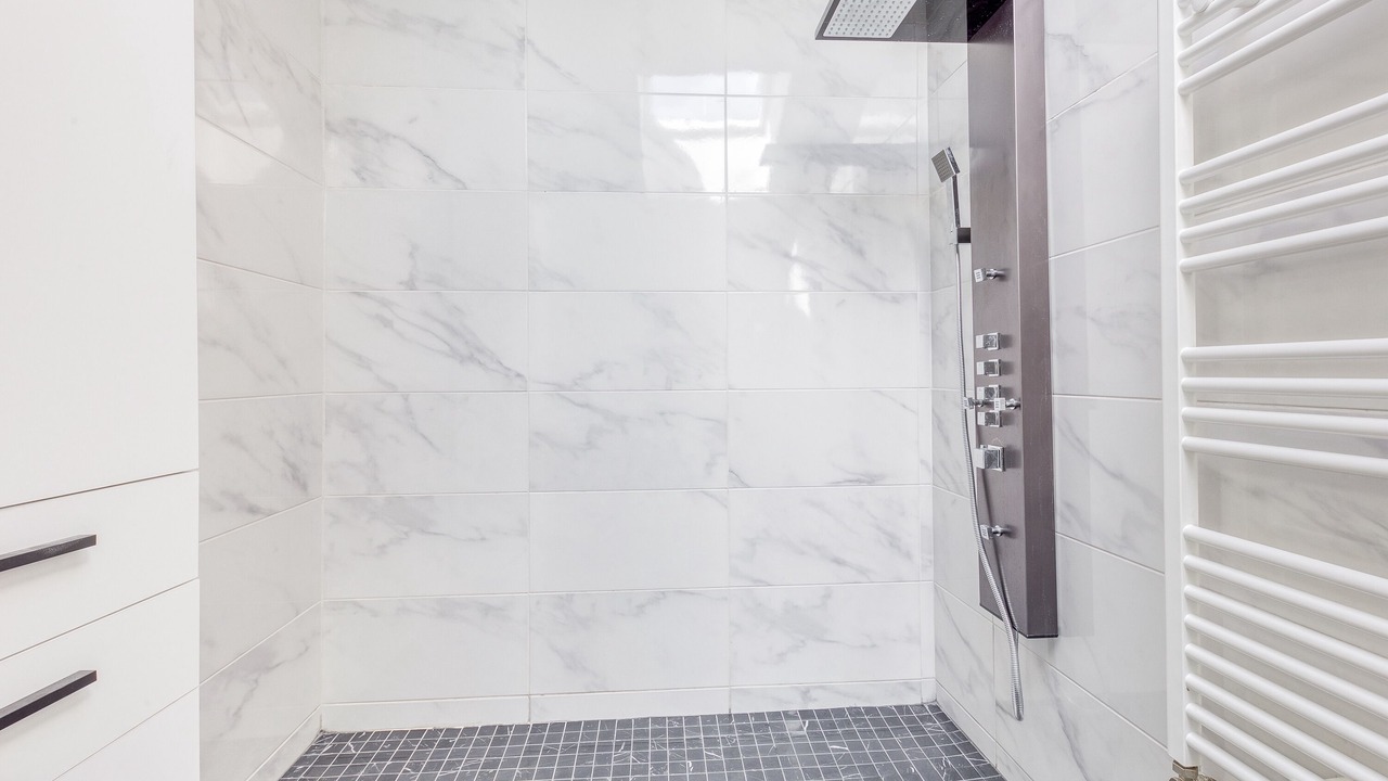 Photo of Bathroom in Alfortville