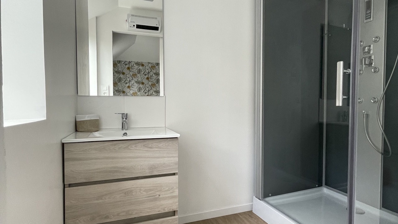 Photo of Bathroom in Esquelbecq