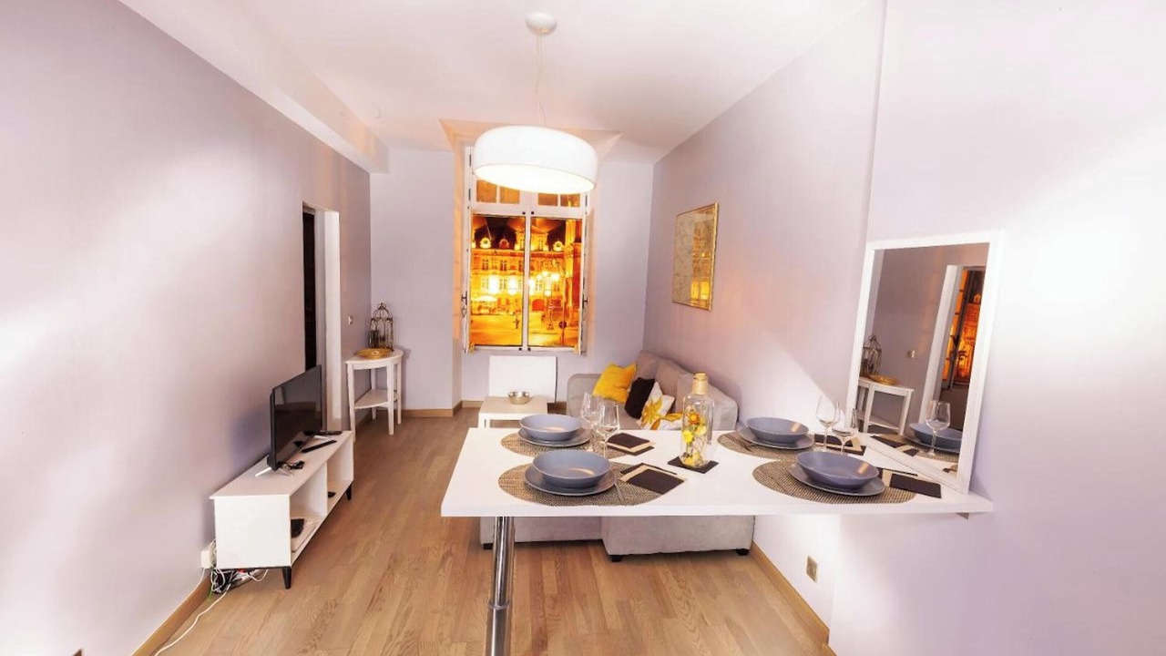 Photo of Livingroom in Charleville-Mezieres