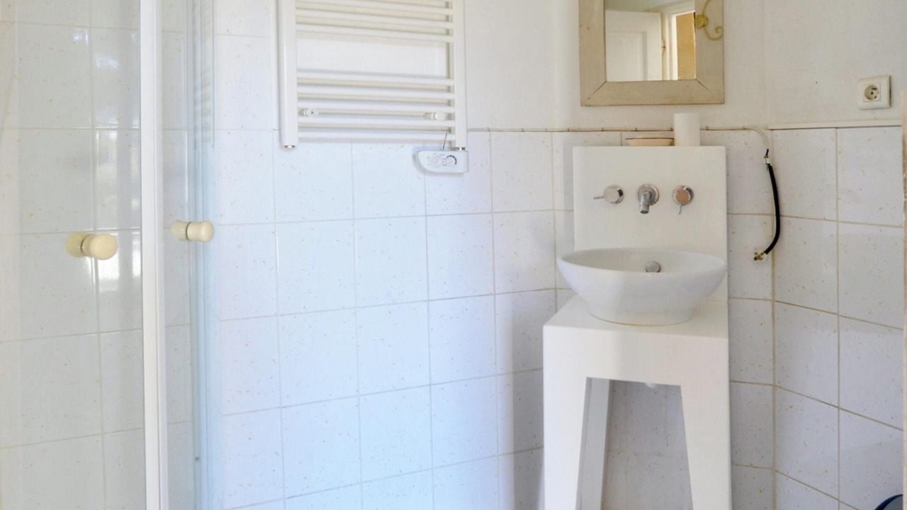 Photo of Bathroom in Ferolles-Attilly