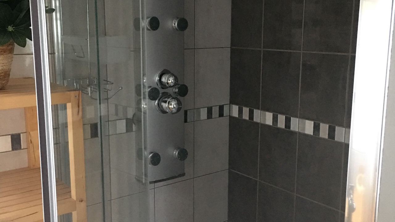 Photo of Bathroom in Acy