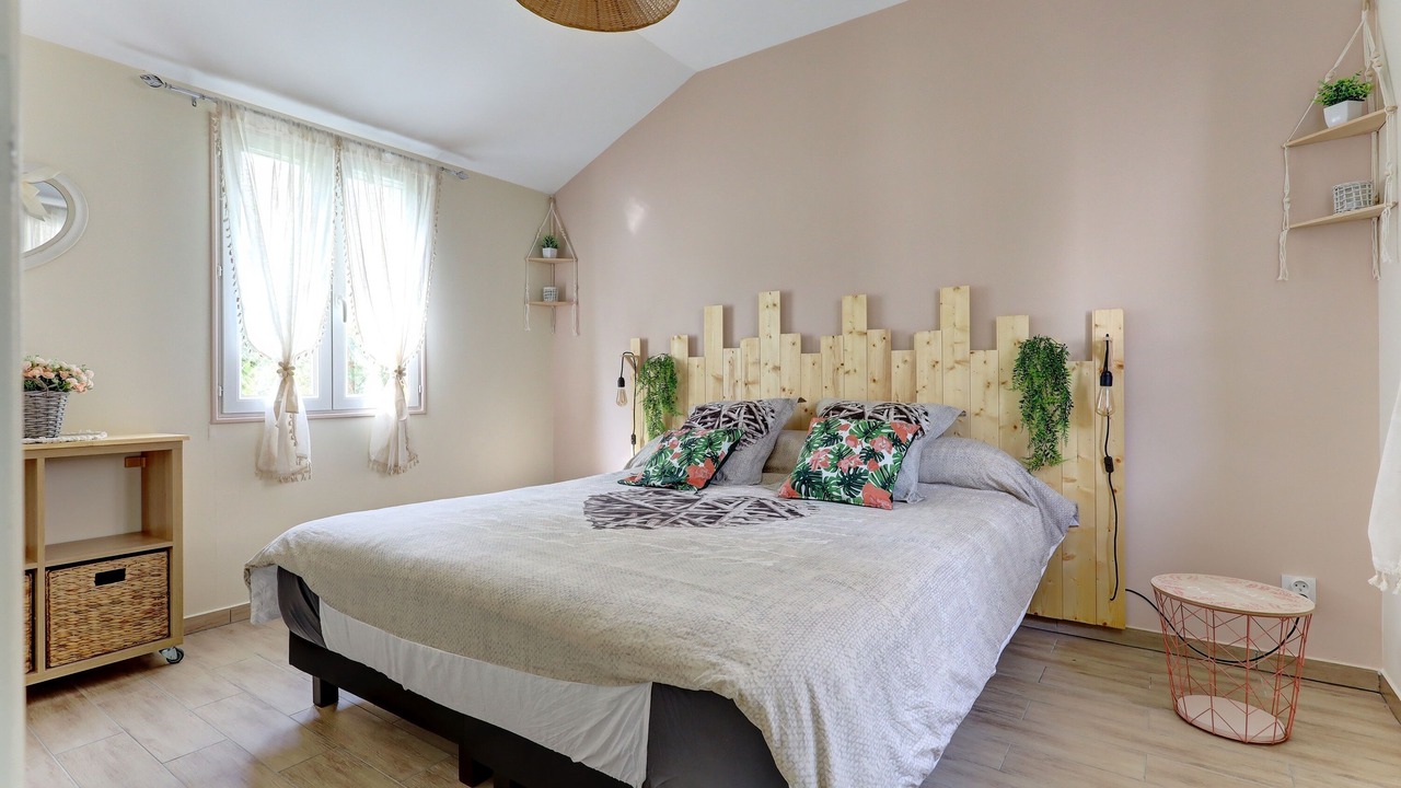 Photo of Bedroom in Acy