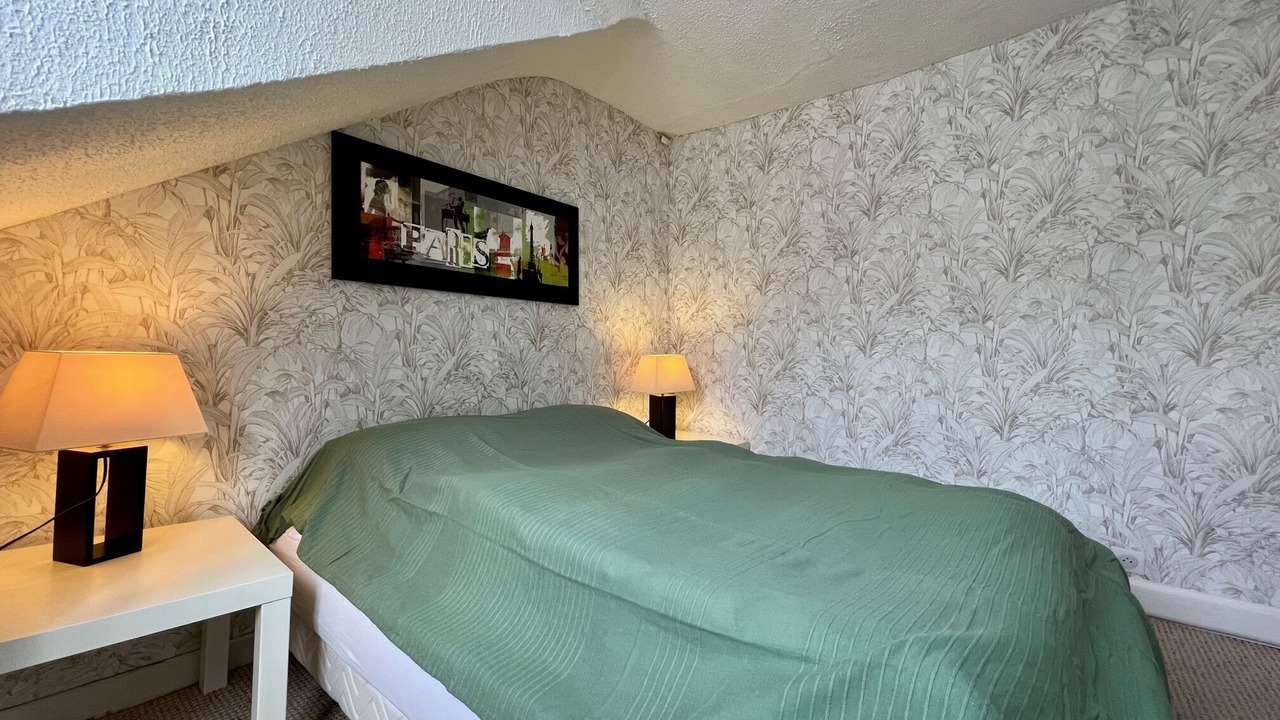 Photo of Bedroom in 3rd Arrondissement