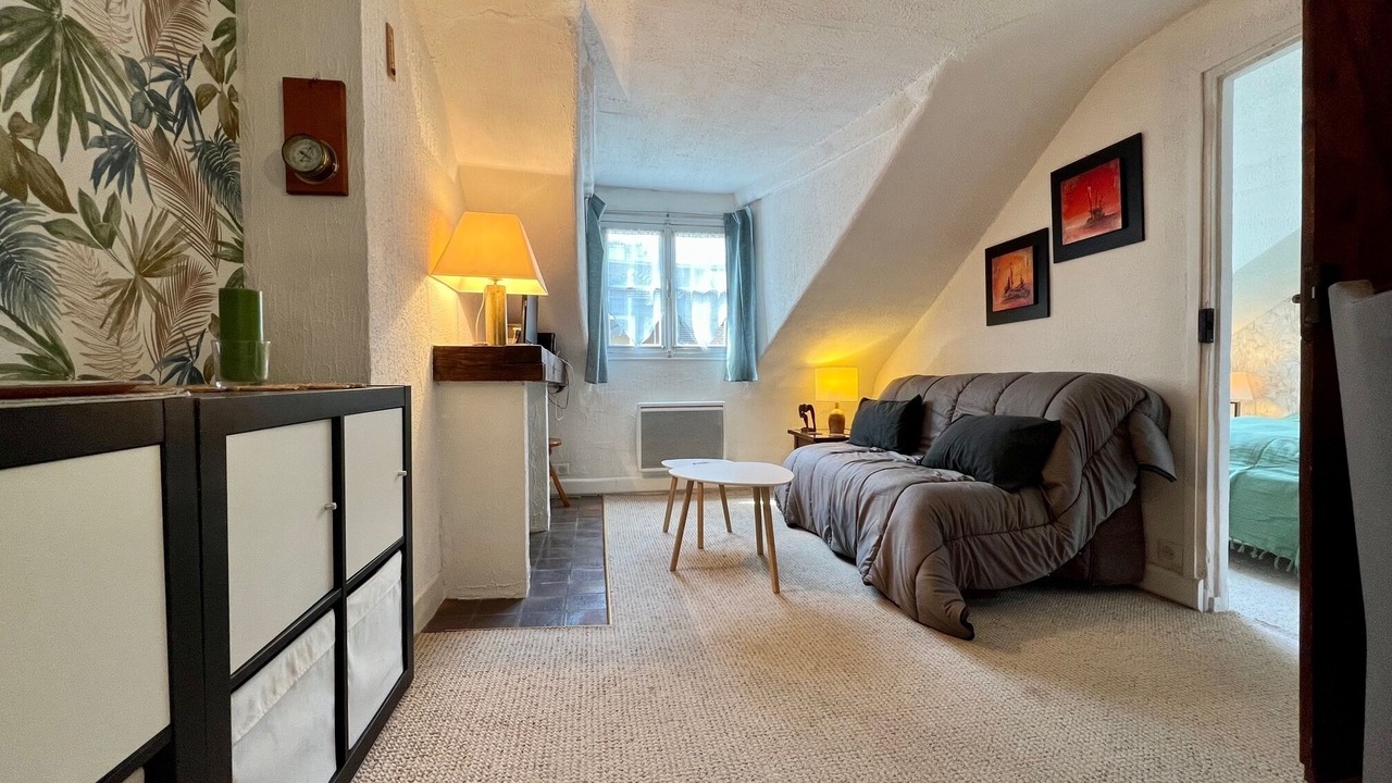 Photo of Livingroom in 3rd Arrondissement