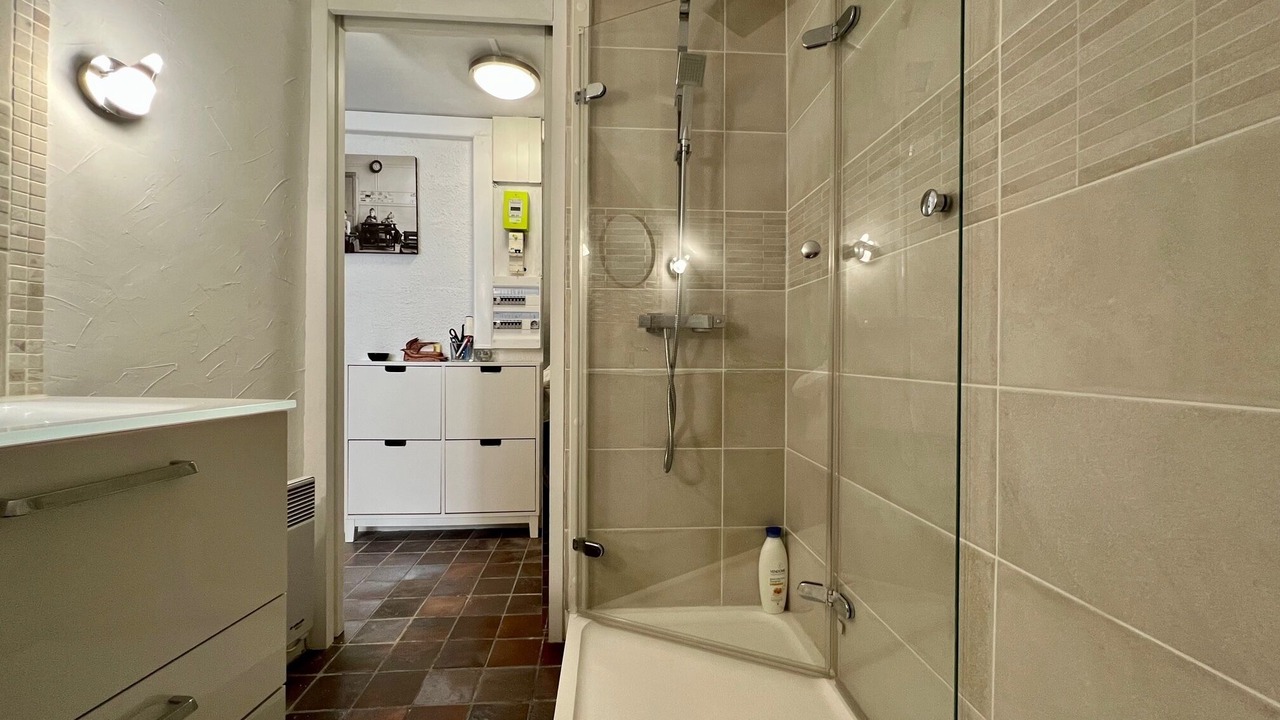 Photo of Bathroom in 3rd Arrondissement