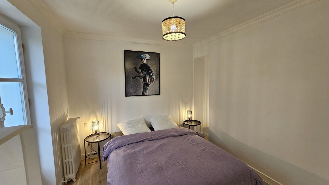 Photo of Bedroom in Brunoy