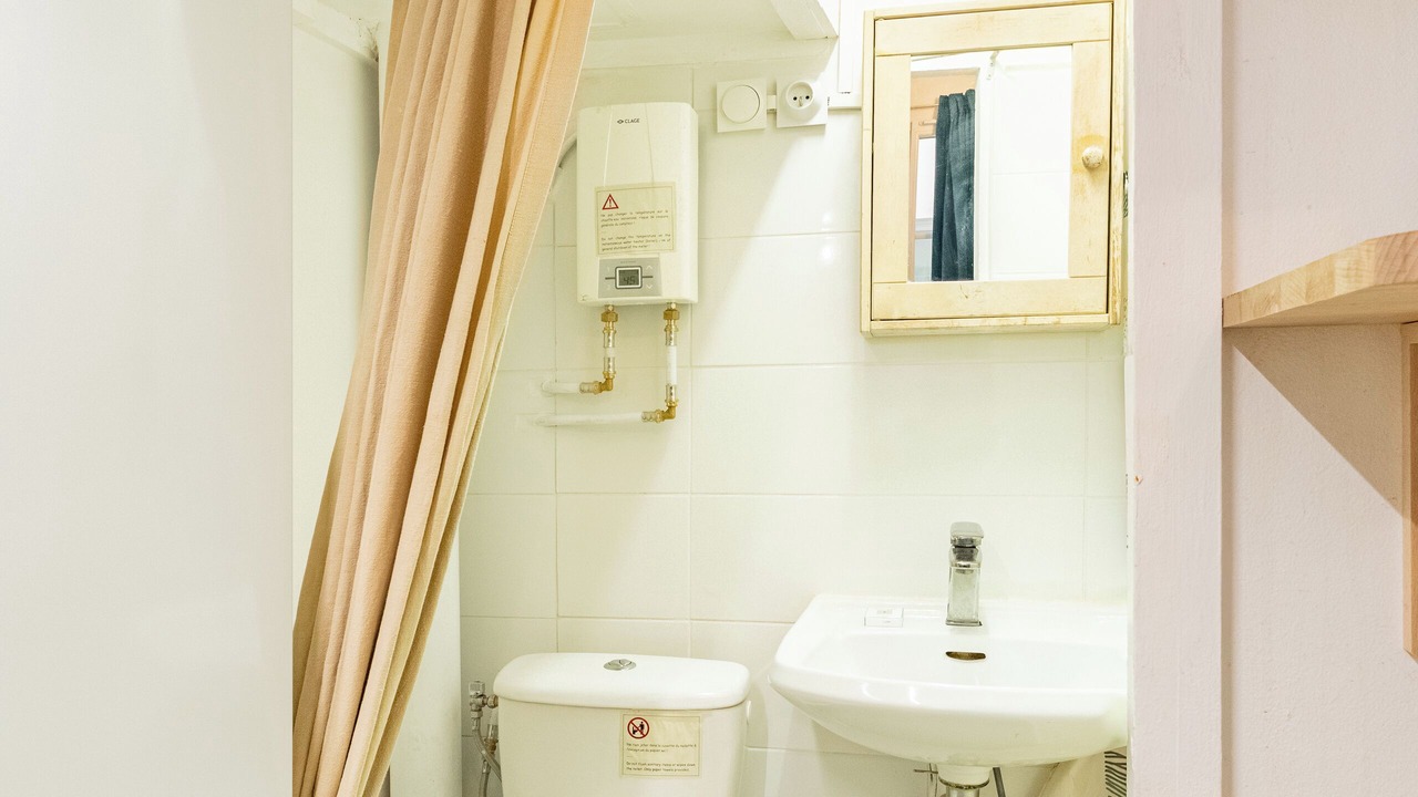 Photo of Bathroom in Saint-Merri