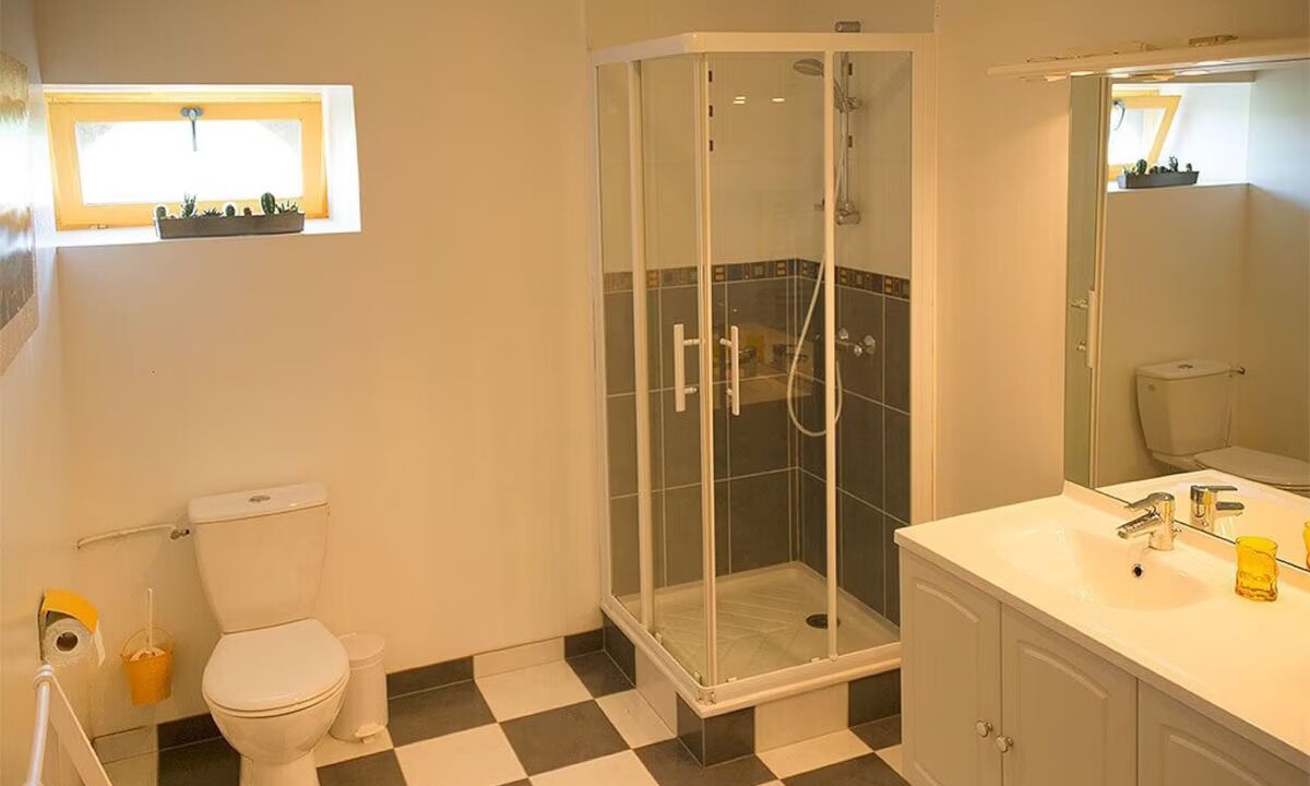 Photo of Bathroom in Pontigne