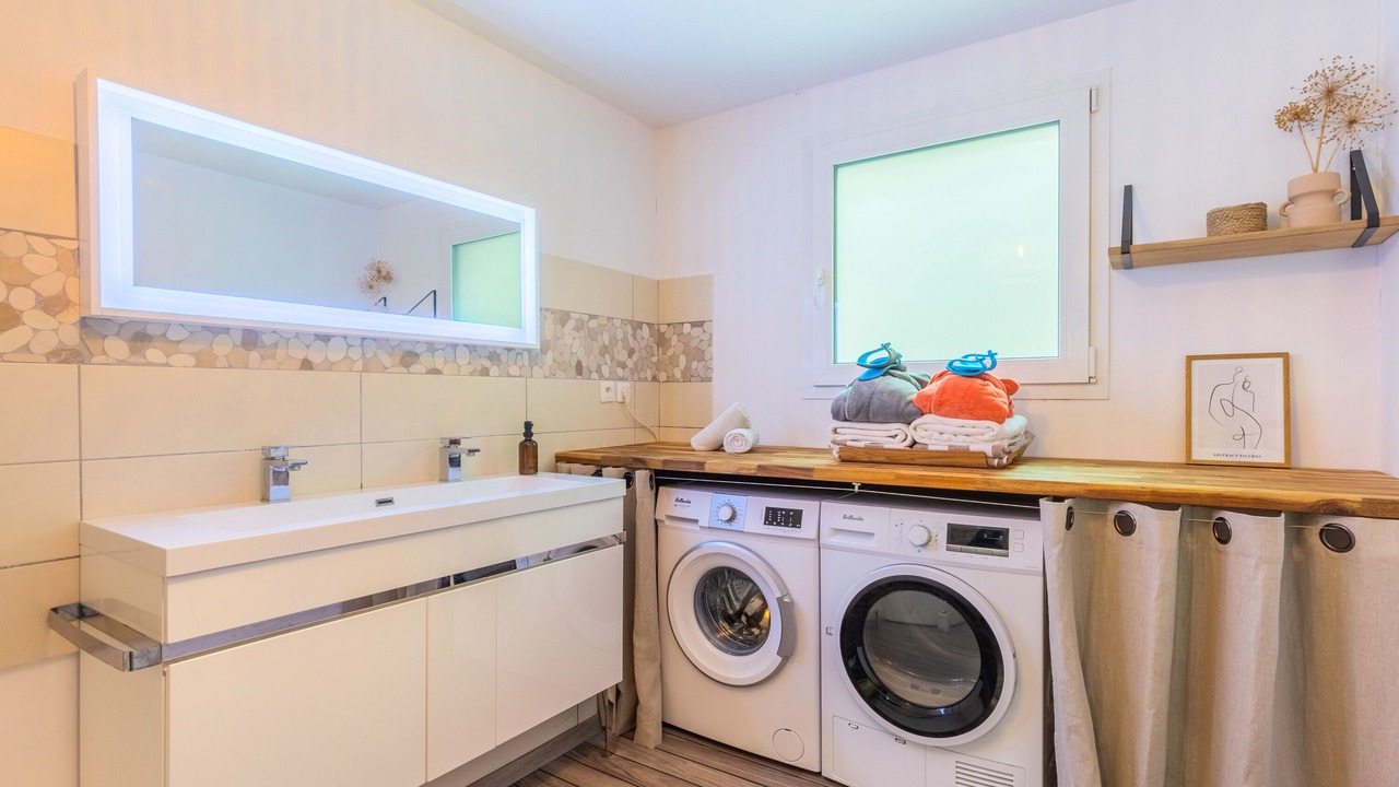 Photo of Bathroom in Gondecourt
