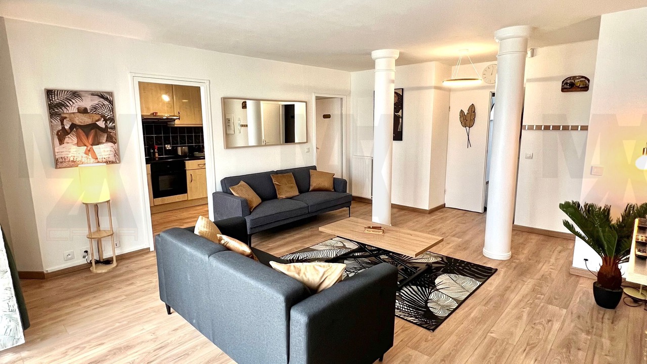 Photo of Livingroom in Cergy