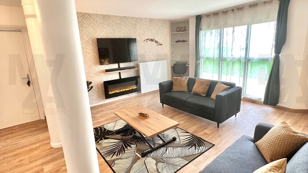 Photo of Livingroom in Cergy