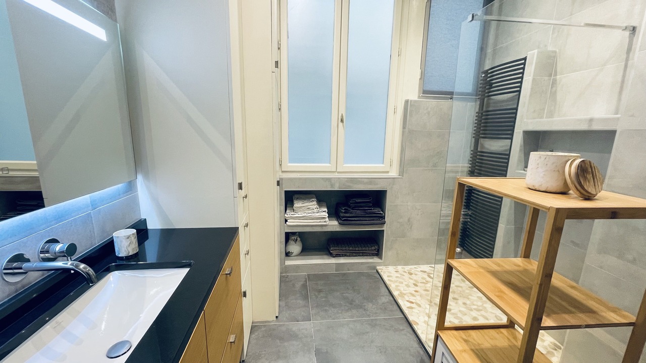Photo of Bathroom in Necker