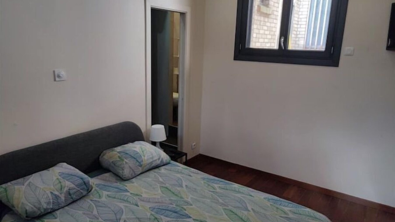 Photo of Bedroom in Combat