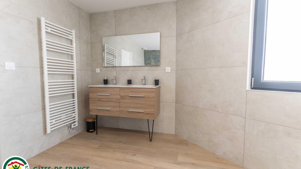 Photo of Bathroom in Chatillon-sur-Marne