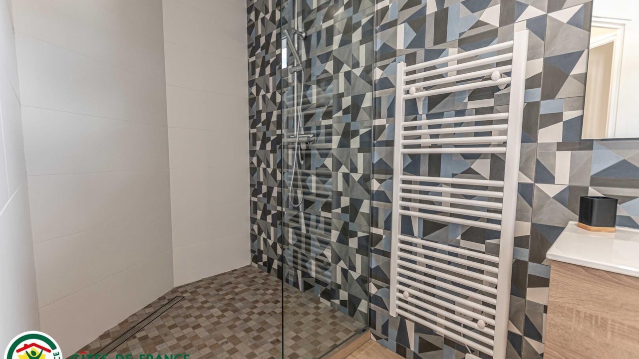 Photo of Bathroom in Chatillon-sur-Marne