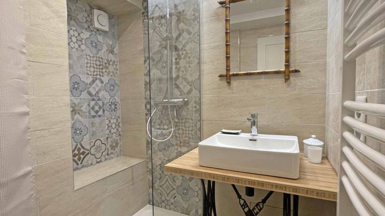 Photo of Bathroom in Longny les Villages