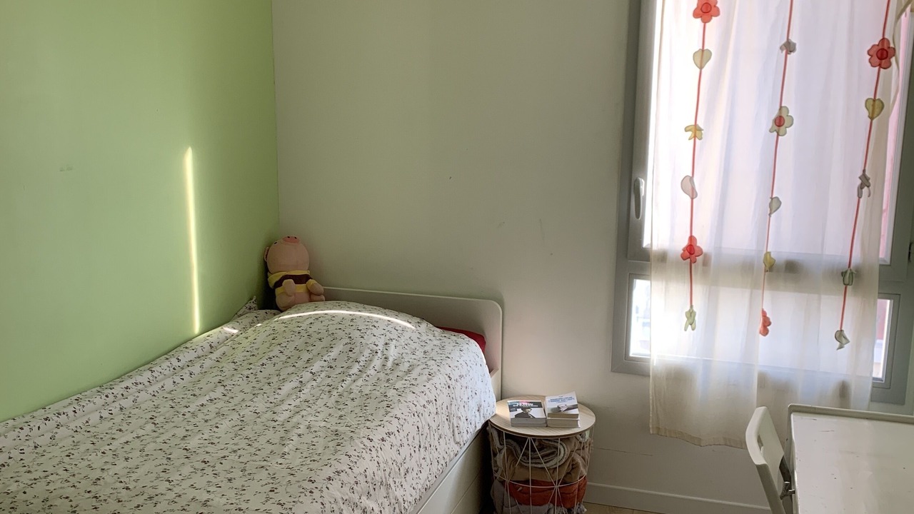 Photo of Bedroom in Trappes