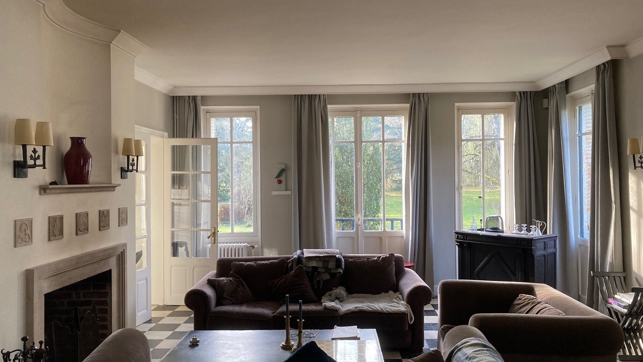 Photo of Livingroom in Flogny-la-Chapelle