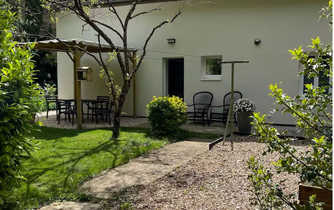 Photo of Outdoor in Menetreux-le-Pitois