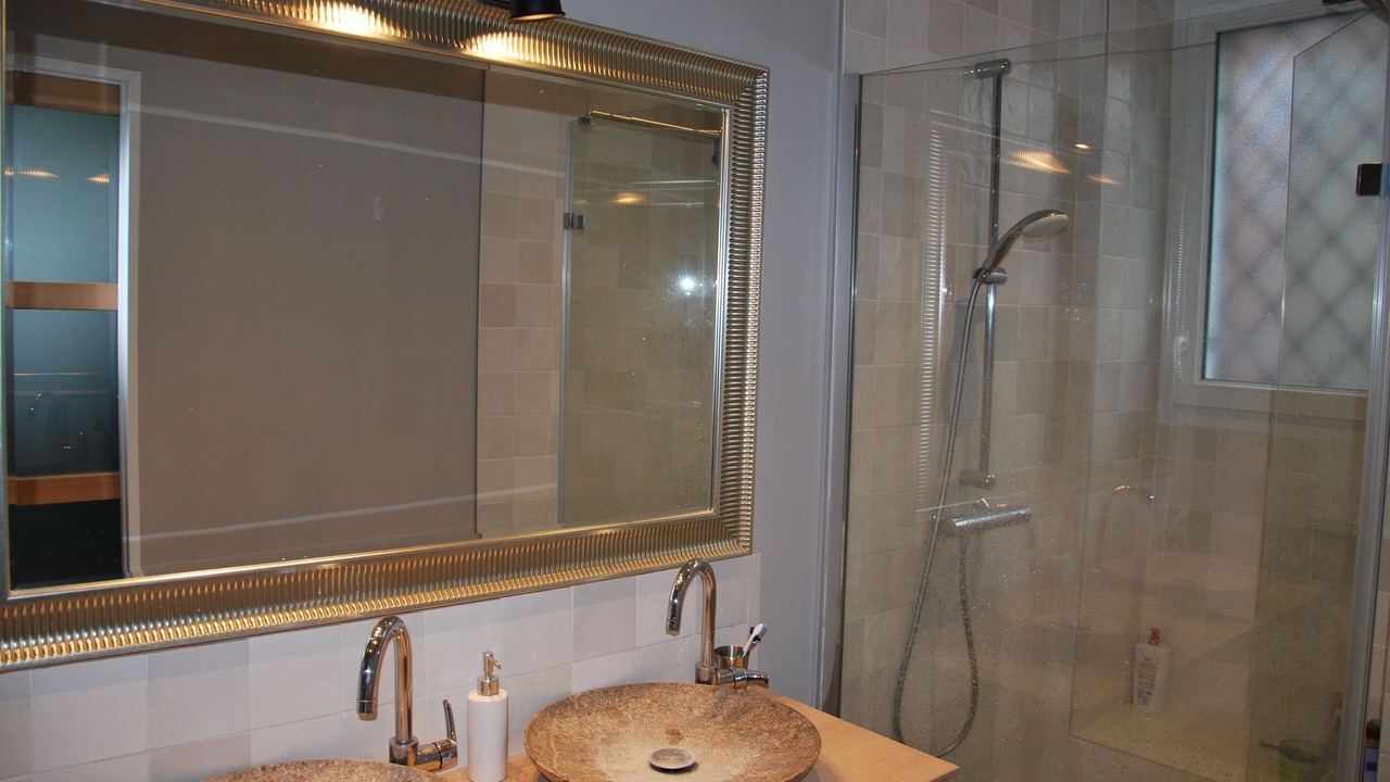 Photo of Bathroom in Palaiseau