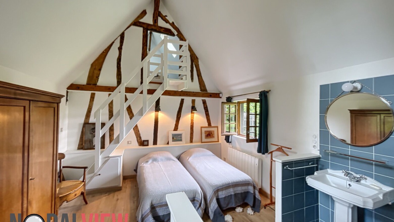 Photo of Bedroom in Romilly-la-Puthenaye