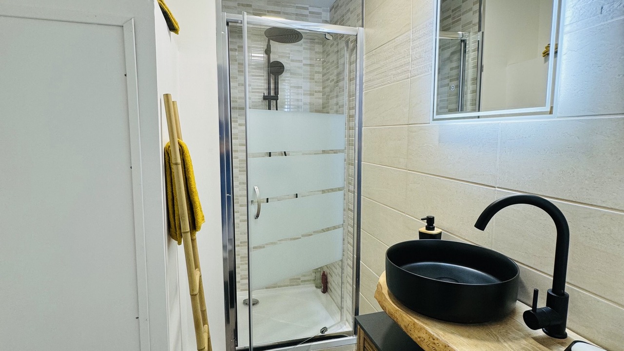 Photo of Bathroom in Saint-Omer