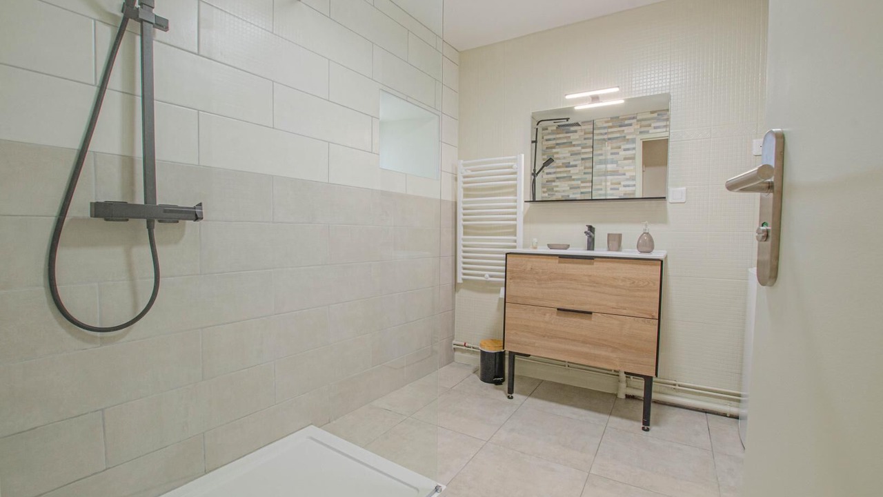 Photo of Bathroom in Plessis-Barbuise