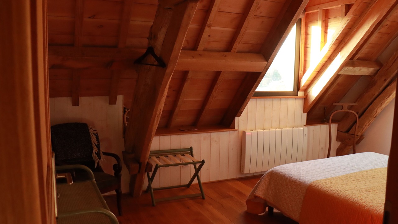 Photo of Bedroom in Sainte-Gauburge-Sainte-Colombe