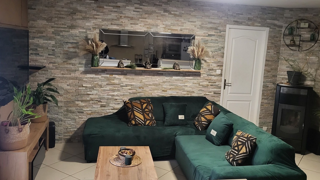 Photo of Livingroom in Notre-Dame-de-l'Isle