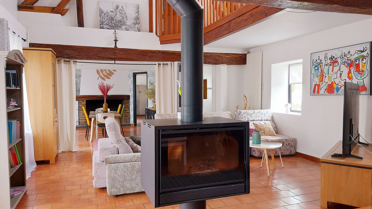 Photo of Livingroom in Bailleau-l'Eveque