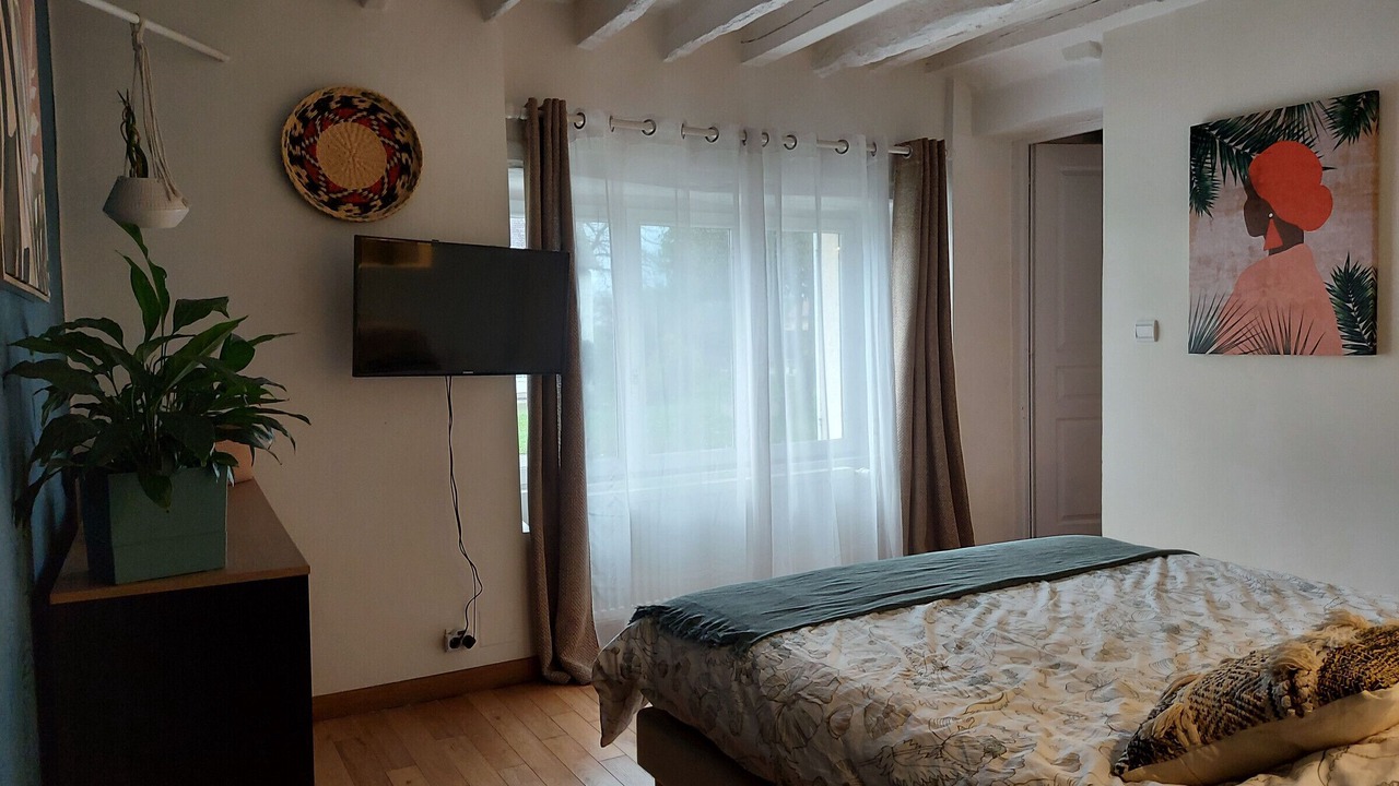 Photo of Bedroom in Bailleau-l'Eveque