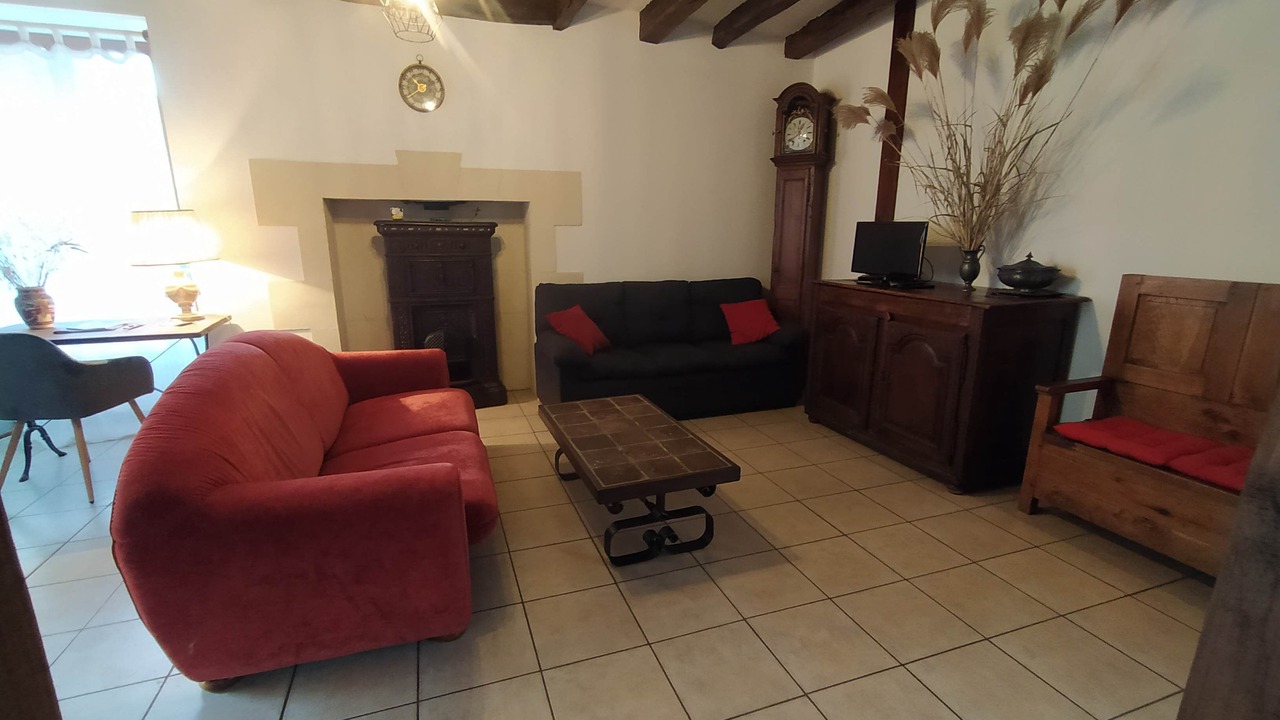 Photo of Livingroom in Ecueille