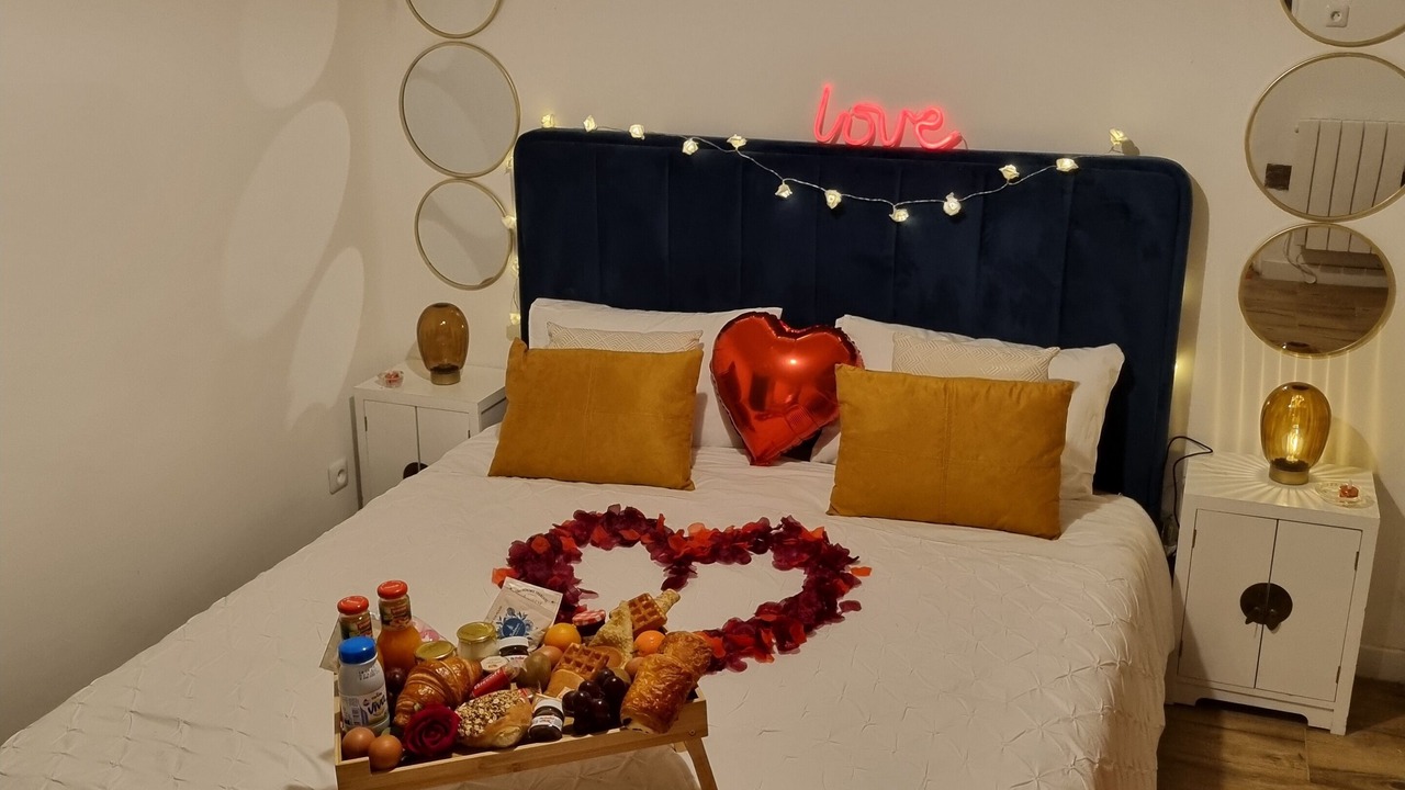 Photo of Bedroom in Les Baux-Sainte-Croix