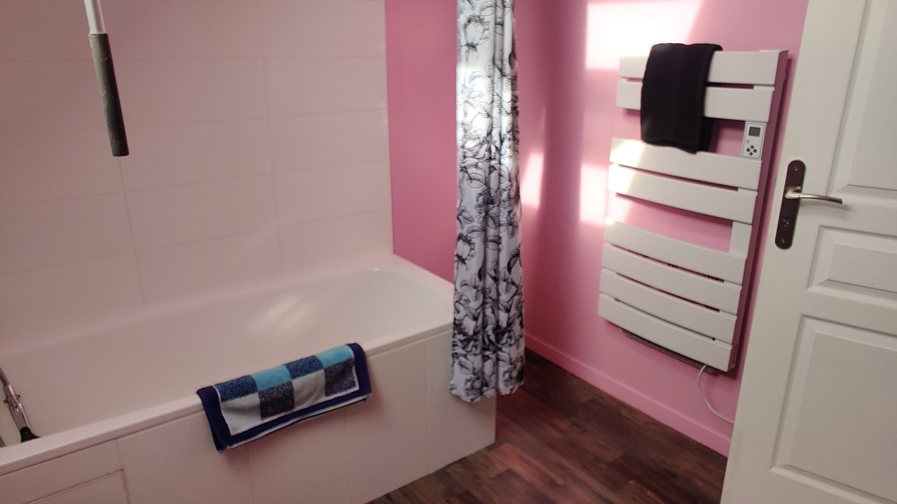 Photo of Bathroom in Corquilleroy