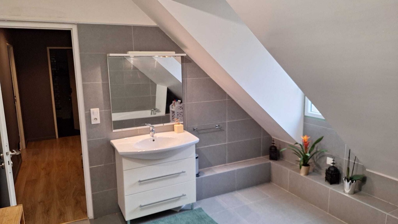 Photo of Bathroom in Boisemont