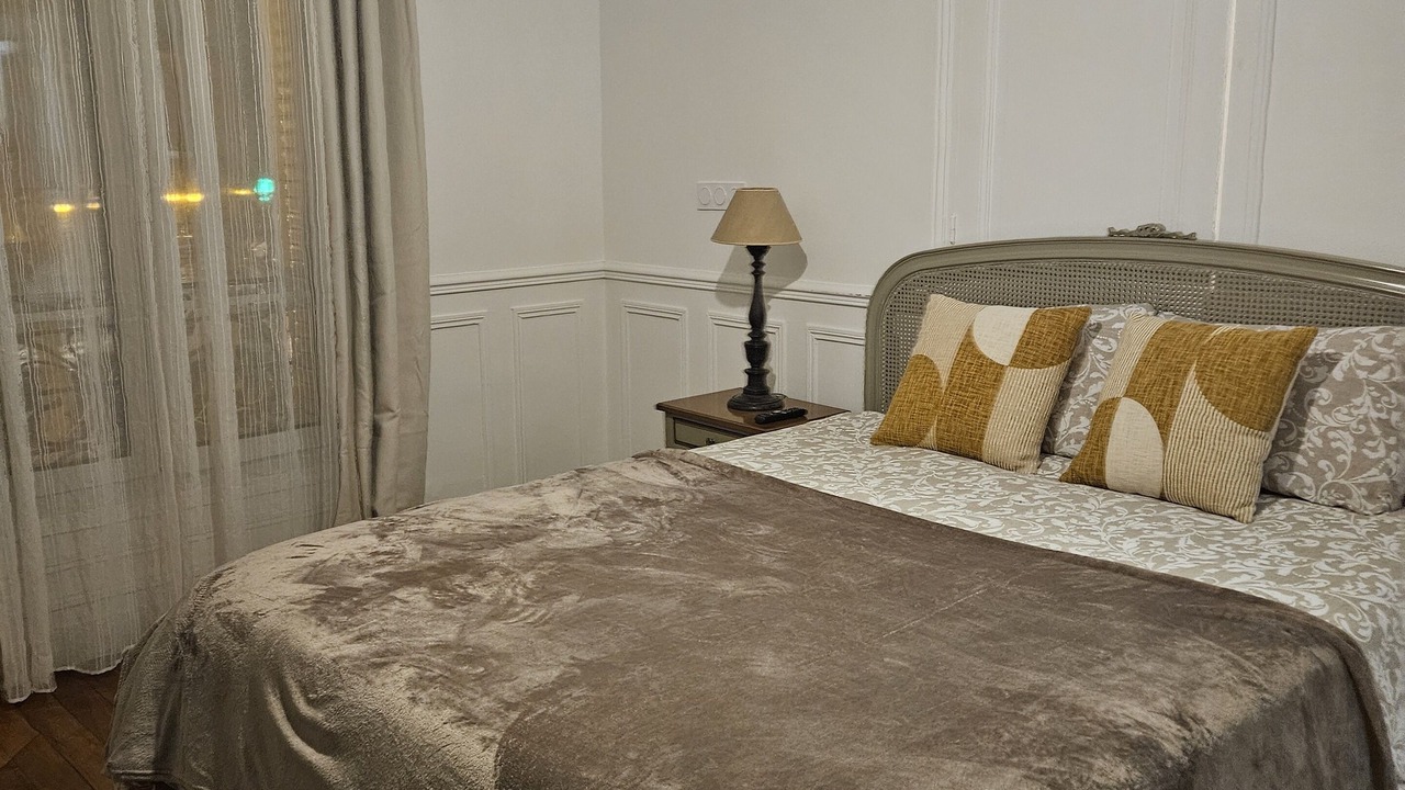 Photo of Bedroom in Enghien-les-Bains